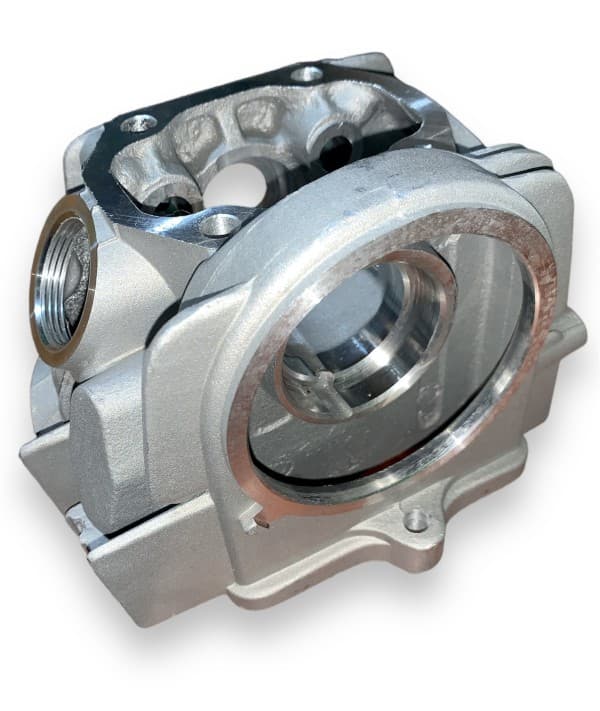 TAPA CILINDRO SMASH 110 C/GUIAS GRANDE   - REPCOR